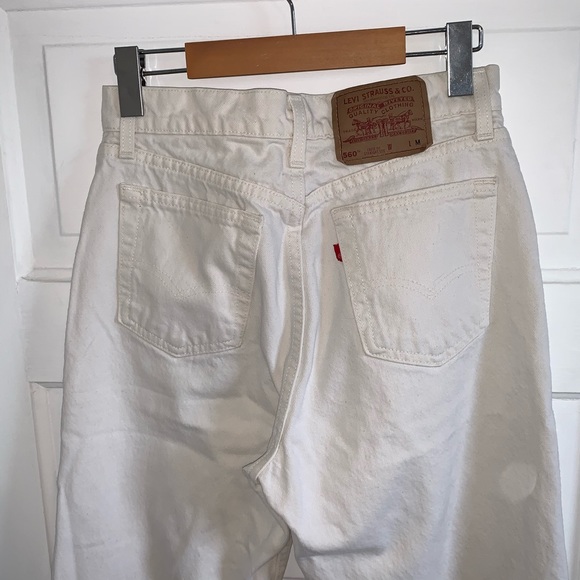 Vintage White Levi Straight Leg Jeans - Picture 3 of 5